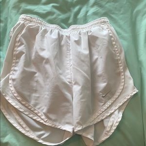 White nike shorts
